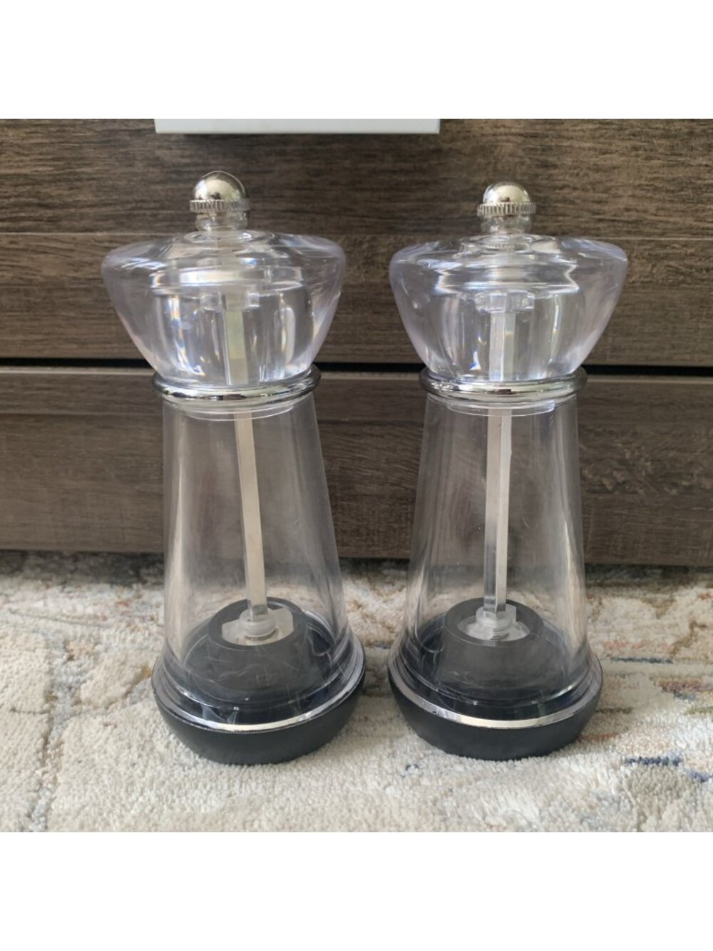 Trudeau Maison Classic Clear Acrylic Salt and Pepper Mills